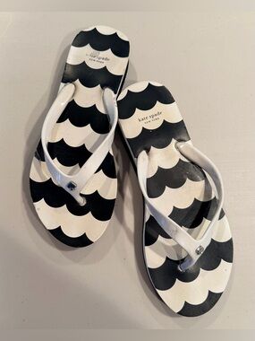 Kate Spade New York | ladies Milli Wedge thong flip-flop sandals Size: 10M
